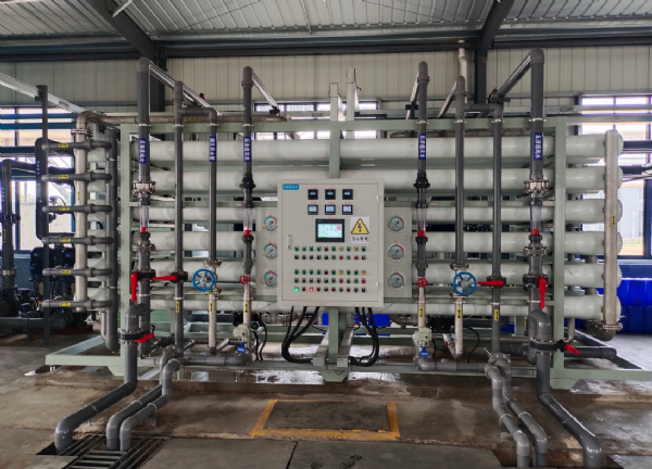 臨沂80T反滲透設備安裝調試完成