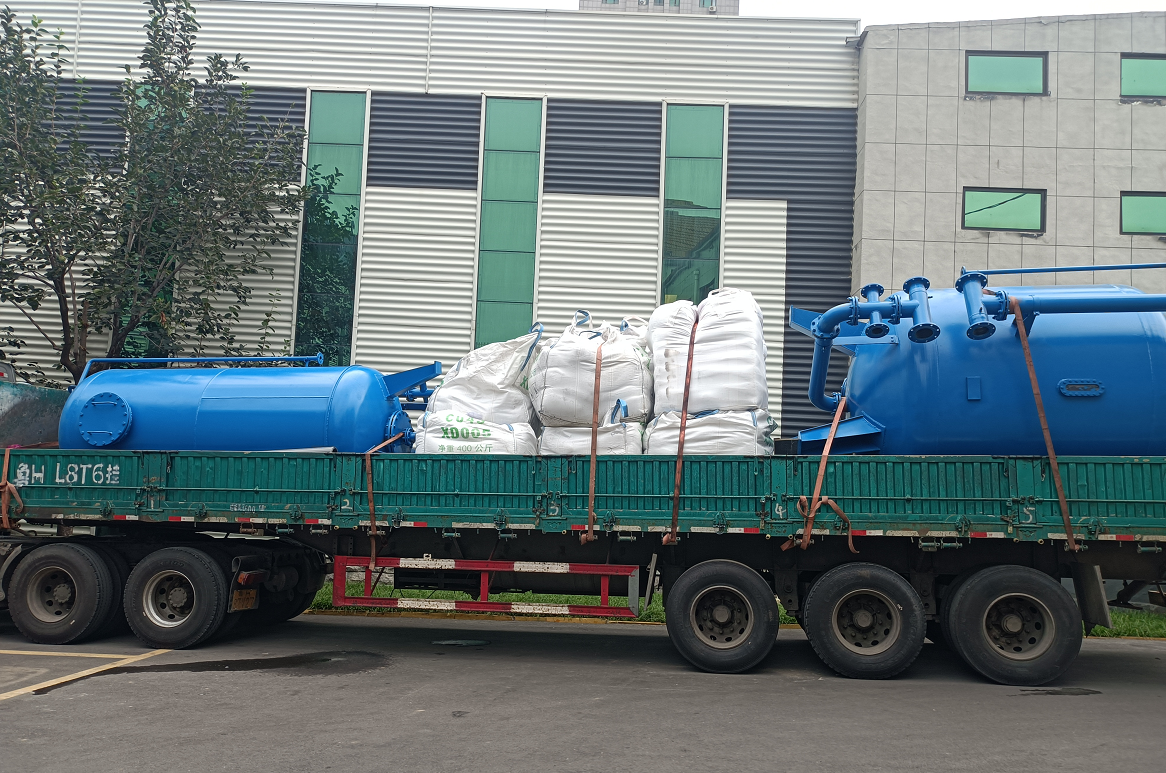 【川一股份】50T/H過(guò)濾+軟化水設(shè)備裝車(chē)發(fā)往菏澤市成武縣